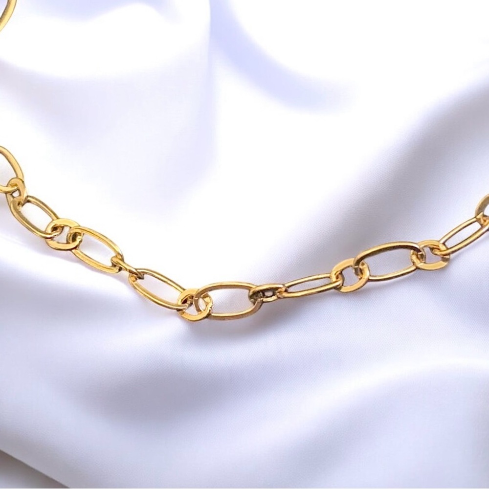 14 karat Gold Plated Women’s paper clip  6.5 inch bracelet - 2 inch extender - Picture 3 of 4